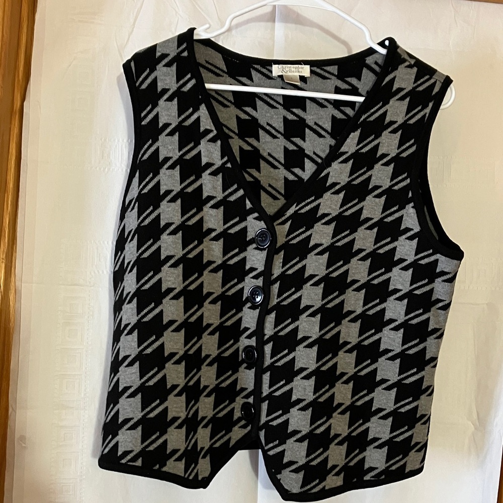 Christopher Banks Women’s L Houndstooth Black &  Grey Button Up Sleeveless Vest